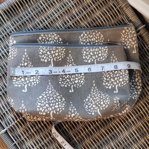 Rock Flower Paper Gray Tree Cosmetic Pouches (Pair) Gray Tree Design - Picture 9 of 12